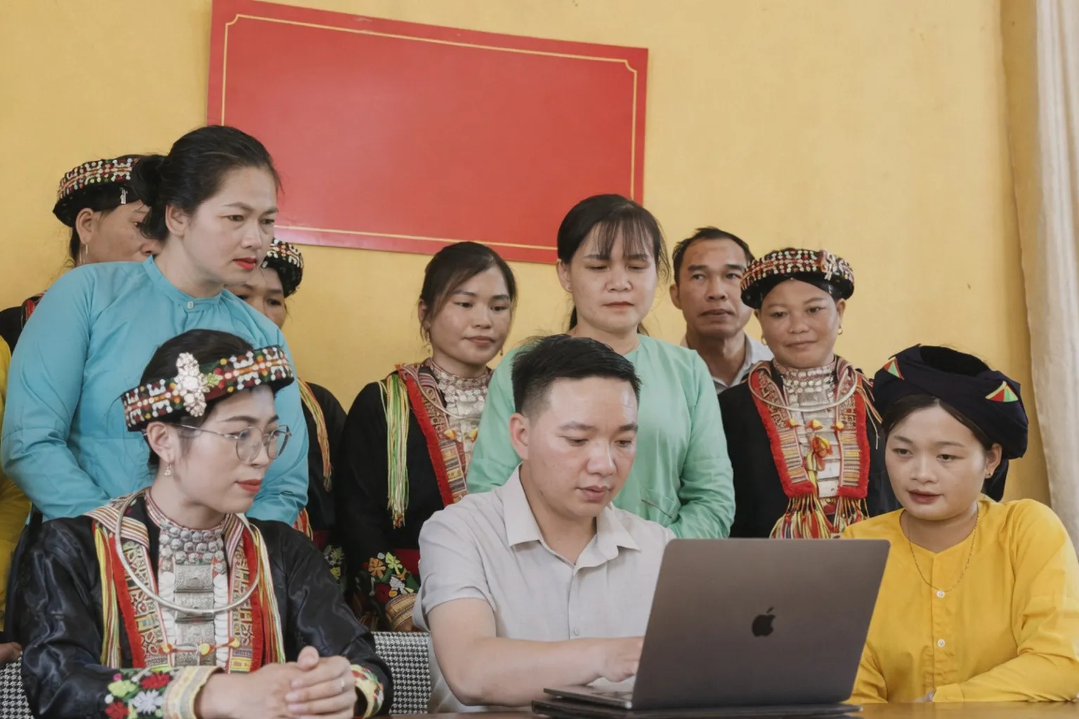 Цель программы Lao Cai — расширить охват обучения цифровым навыкам в деревнях и жилых районах.